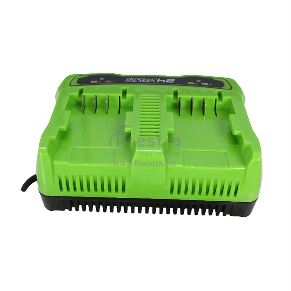 Устройство зарядное для 2-х аккумуляторов Greenworks (24V, 2A), арт.2931907